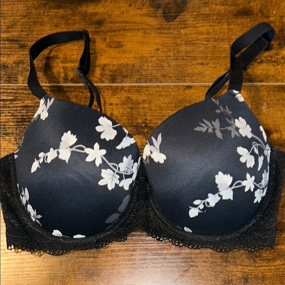 Auden Other - Auden Floral Black Lace Bra 36DD